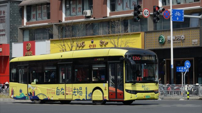 im电竞公交广告画面设计的四大核心要素(图4)